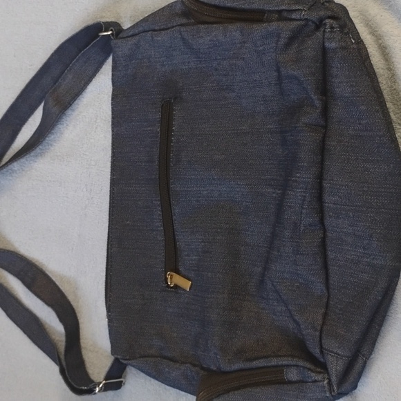 Gold Coast Bundle 🪷 - Picture 14 of 16